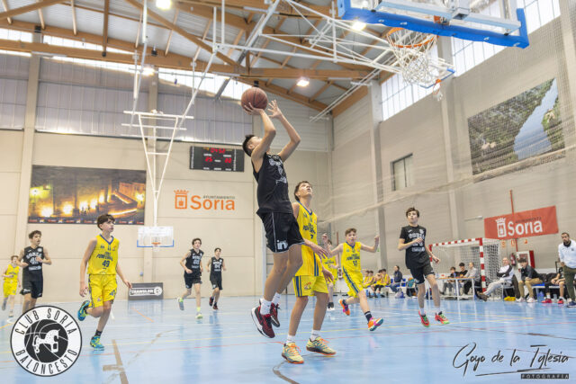Remontada y Victoria del CSB TRANSLER en un partido con un final trepidante